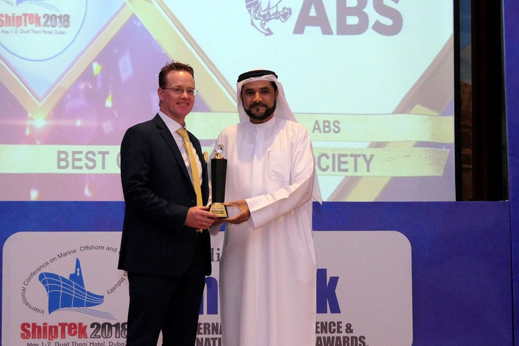 ABS Regional Vice President of the Middle East & Africa Darren Leskoski accepts the Best Classification Society award at the ShipTek International Conference and International Maritime Awards. 